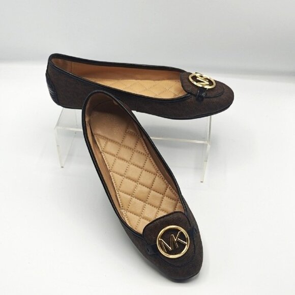 MICHAEL Michael Kors Size 9  Logo Lillie Ballet Flats - Picture 1 of 9